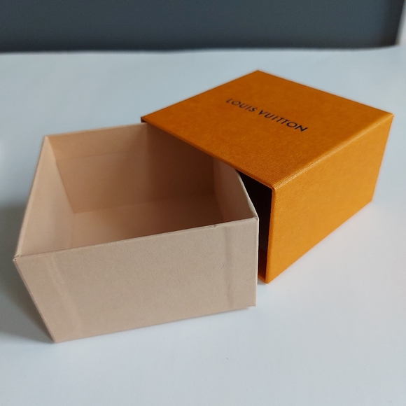 Louis Vuitton Set, Small Box, Bag and Envelope - Picture 4 of 14